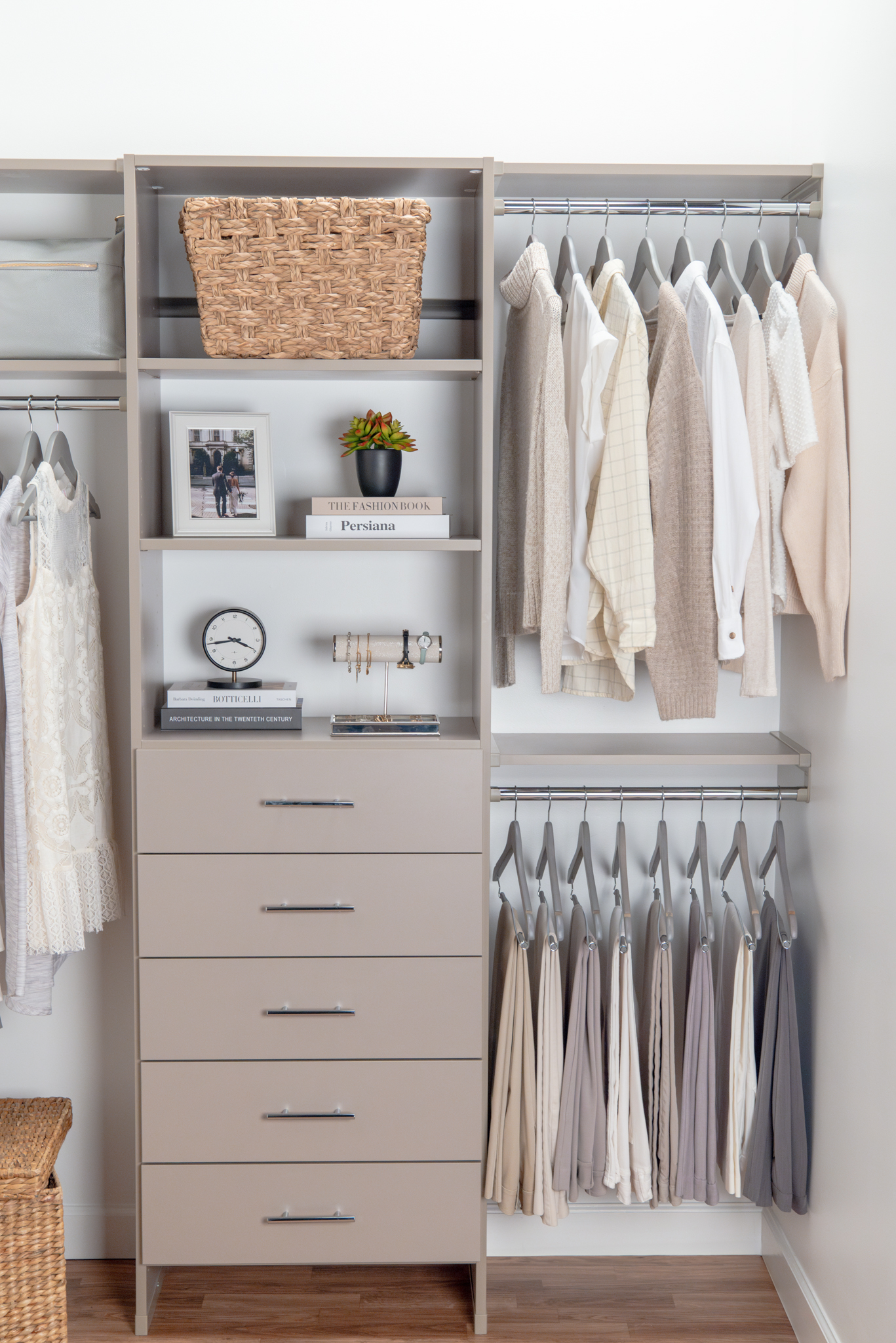 VUE reach-in bedroom closet