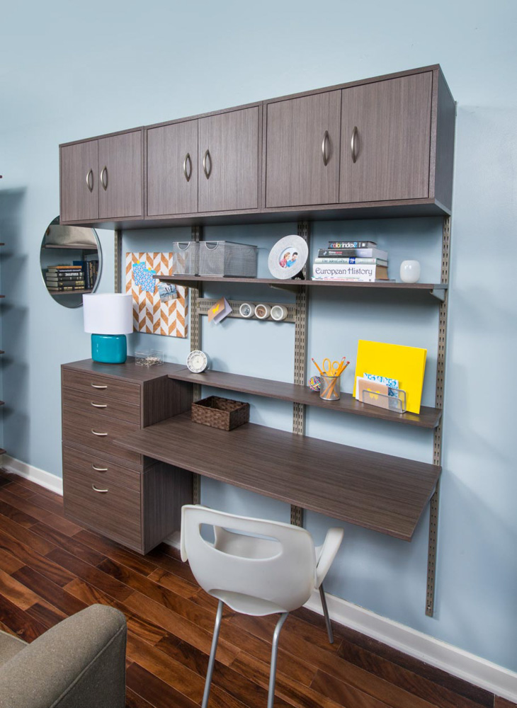 freedomRail Office in Driftwood Live with shelves and blue walls.