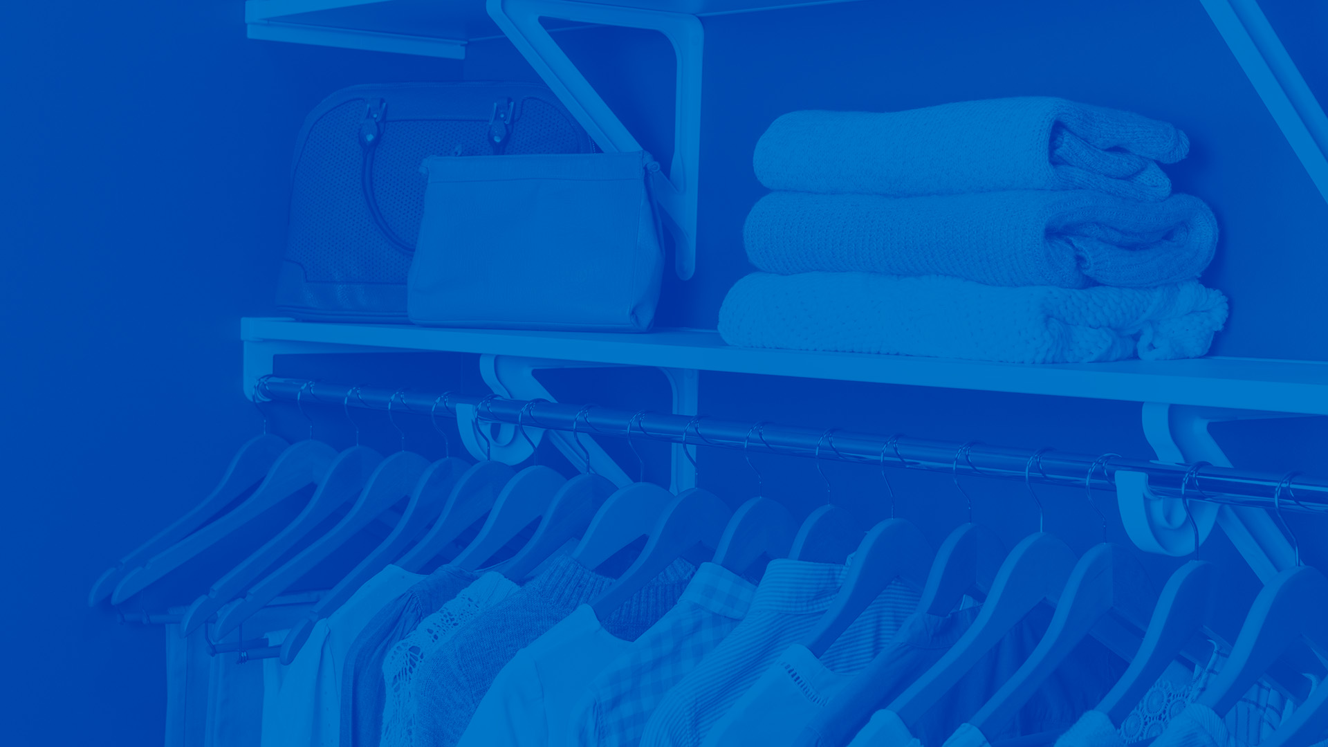 Vue Closet with clothes hanging