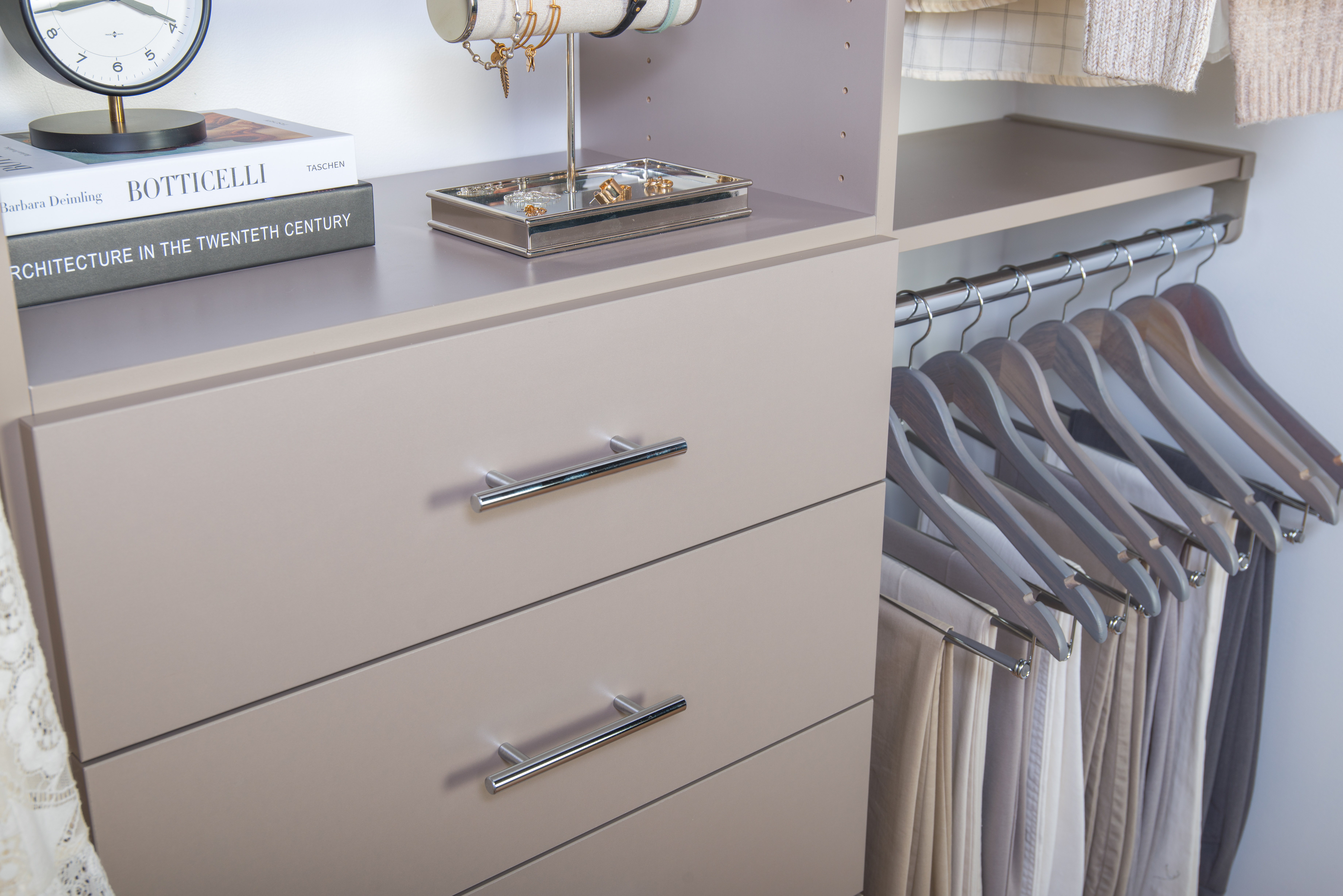 White VUE Open-Ended Closet with clothes hanging